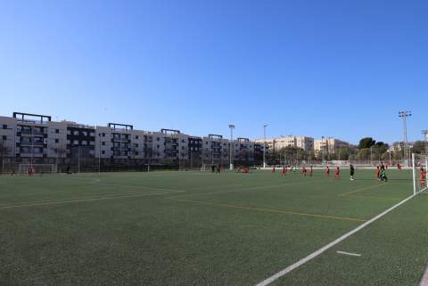 La Granja renovar&aacute; el cerramiento de su polideportivo para mejorar la seguridad y su conservaci&oacute;n